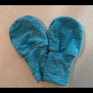 *3/$12* Scratch Mittens